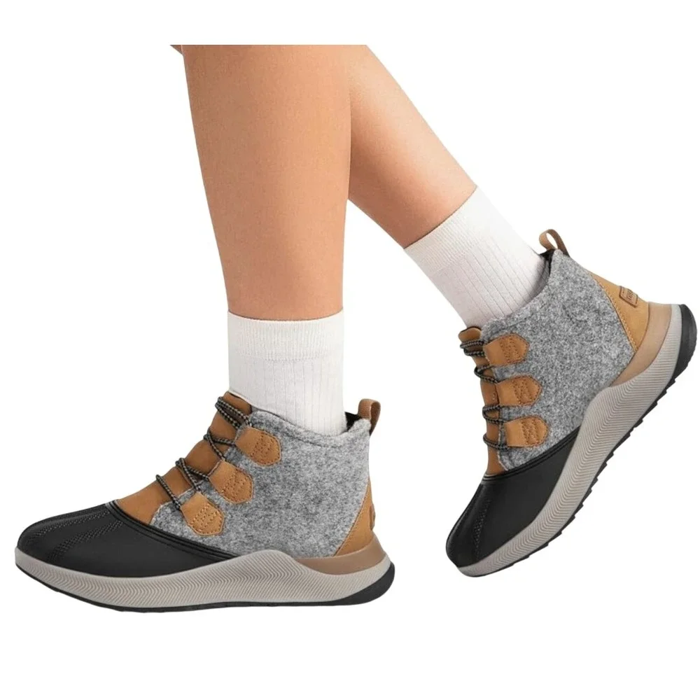 Sorel Out N About III Classic Duck Boot Grey Tan Black NL5154-244 Womens 11